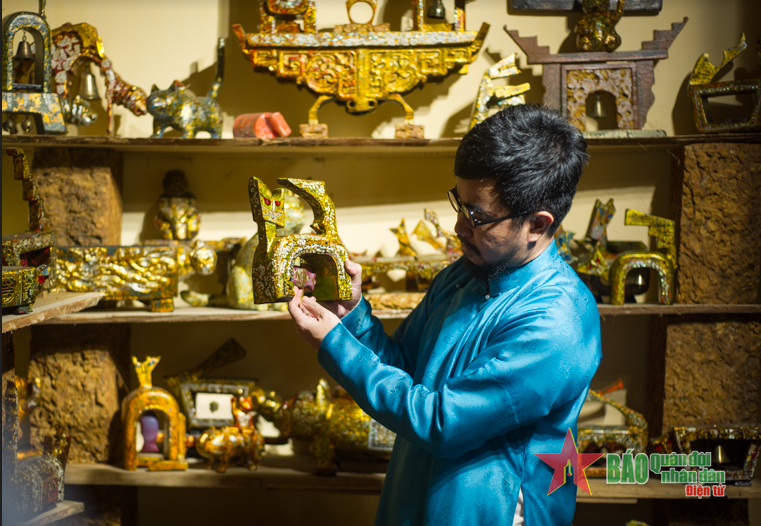 2023 chú mèo độc bản chào Tết Quý Mão của nghệ nhân Hà Nội